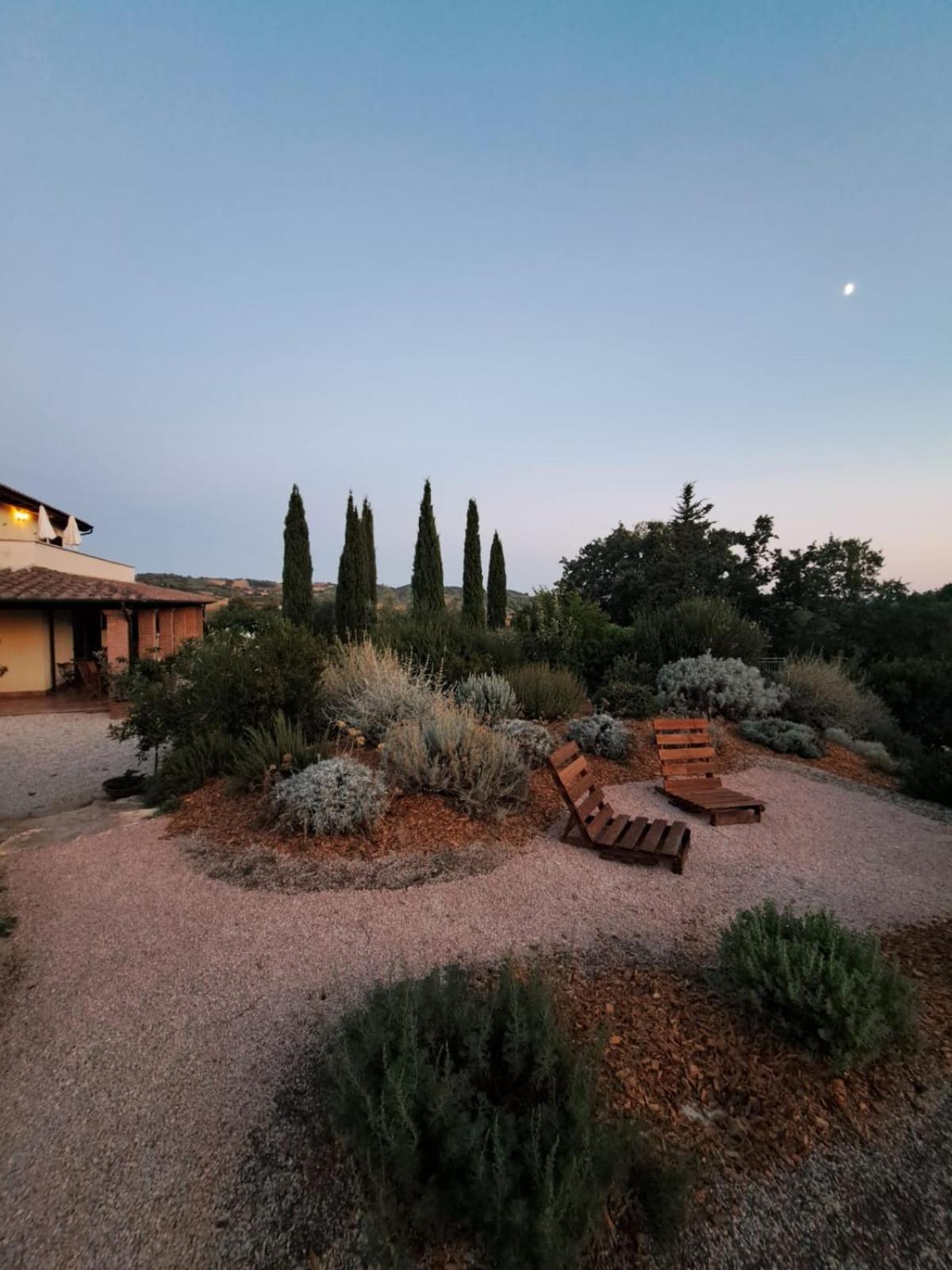 Bed and Breakfast Casale Terre Rosse Garden Saturnia Esterno foto